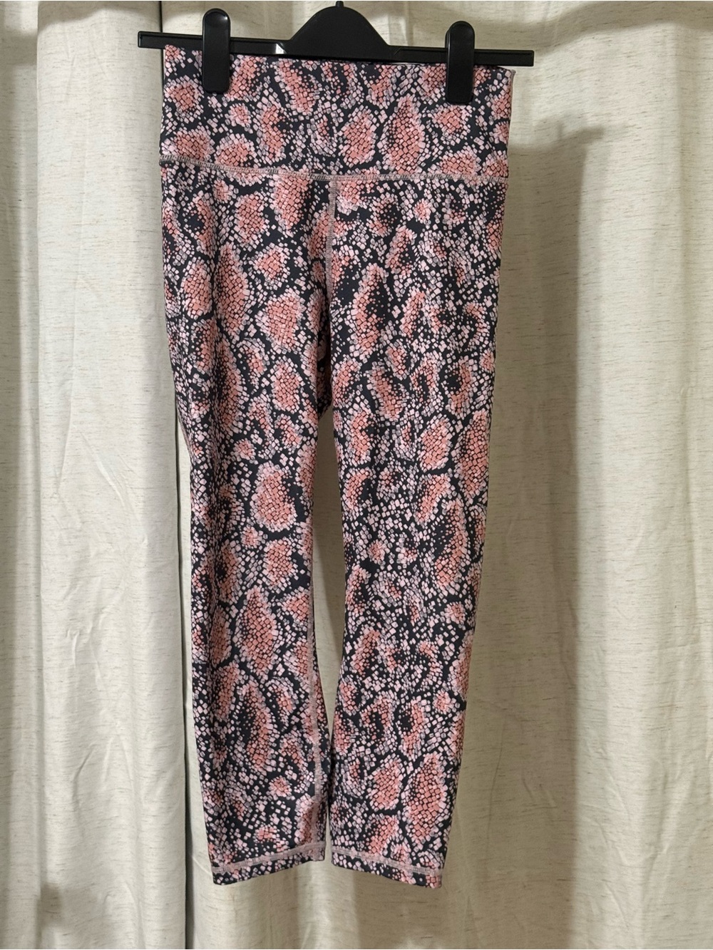 Fabletics Pink & Blue snake pattern Leggings